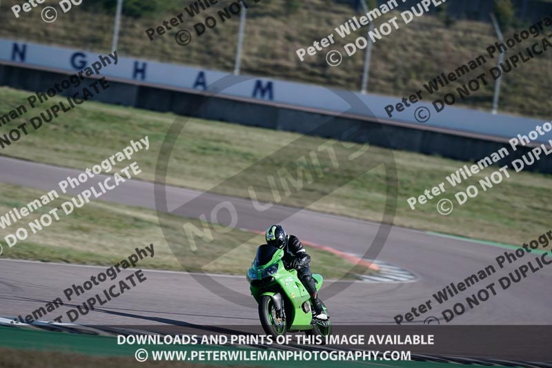 Rockingham no limits trackday;enduro digital images;event digital images;eventdigitalimages;no limits trackdays;peter wileman photography;racing digital images;rockingham raceway northamptonshire;rockingham trackday photographs;trackday digital images;trackday photos